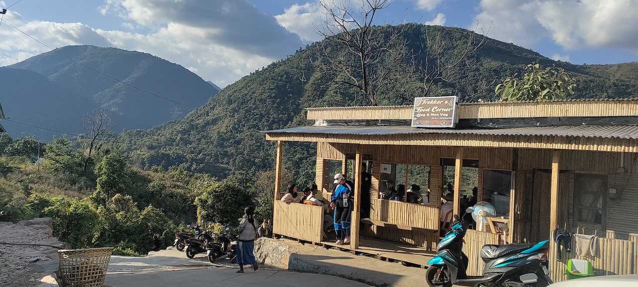 Trekkers Food Corner restaurant in Wahkhen