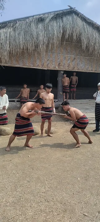 insuknawr zokhua falkawn 1