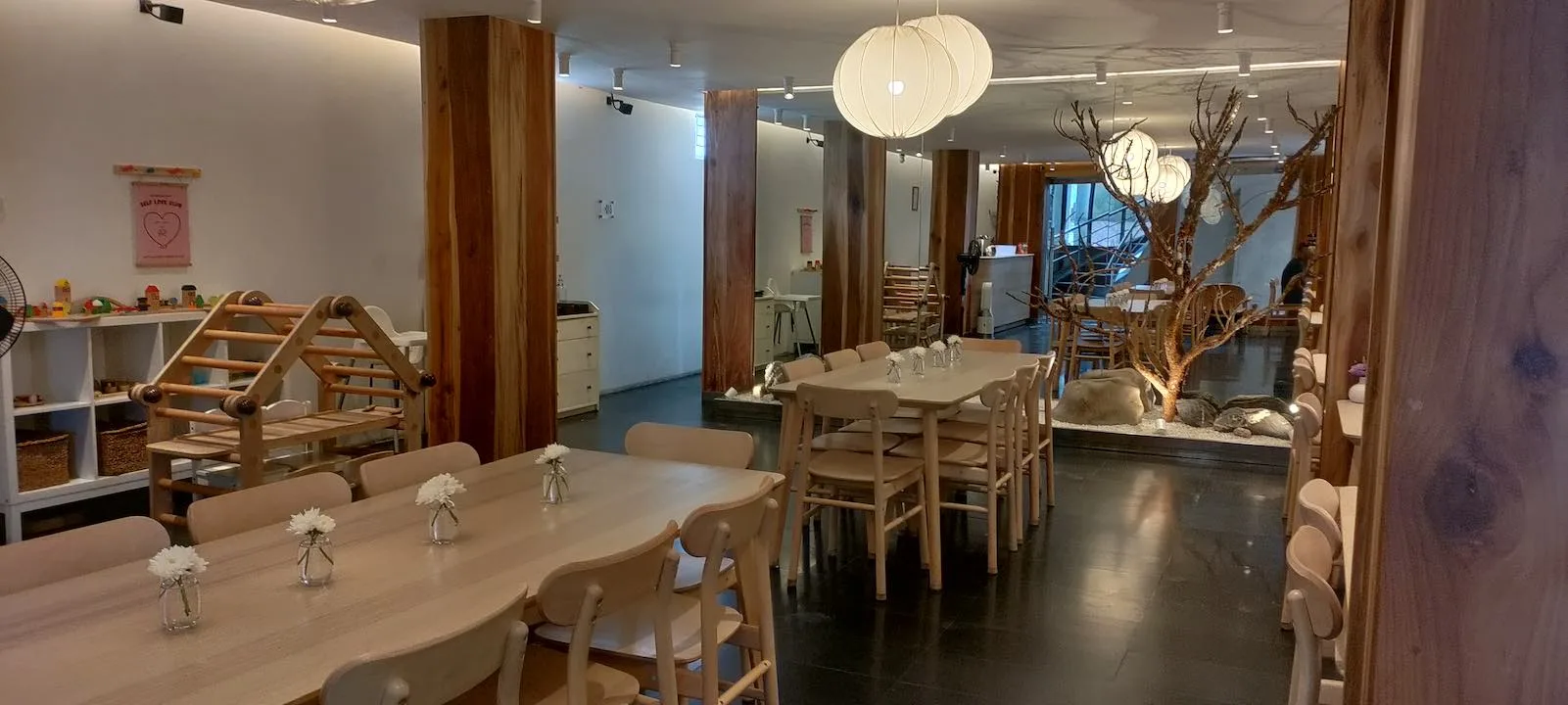 shizo, cafe | restaurant kohima 1